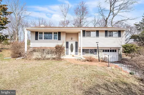 1 Stoneham Rd, Collegeville, PA 19426