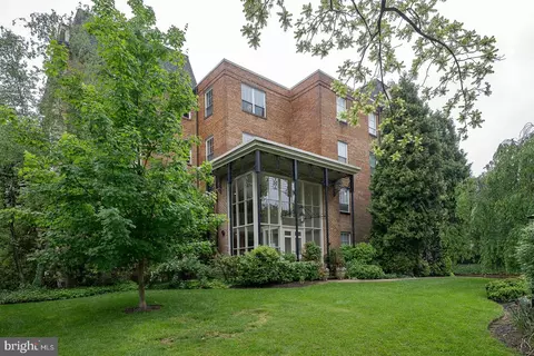 264 W Montgomery Ave #305, Haverford, PA 19041