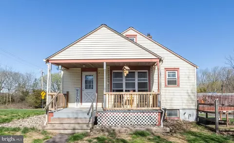 3013 Linfield Rd, Pottstown, PA 19464