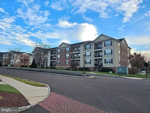 3930 Ashland Dr #138, Harleysville, PA 19438
