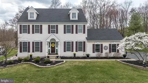 2106 Goodwin Ln, North Wales, PA 19454