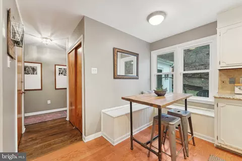 Entry Way - 190 Upper Gulph, Radnor, PA 19087 photo 4 of 6