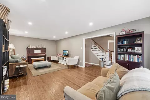 Entry Way - 190 Upper Gulph, Radnor, PA 19087 photo 2 of 6