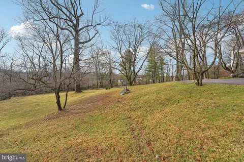 Exterior - 190 Upper Gulph, Radnor, PA 19087 photo 6 of 14