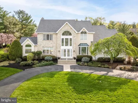 270 Kerry Ln, Blue Bell, PA 19422