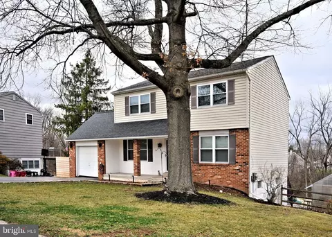 31 Iroquois Dr, Royersford, PA 19468