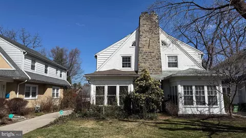 425 Tregaron Rd, Bala Cynwyd, PA 19004