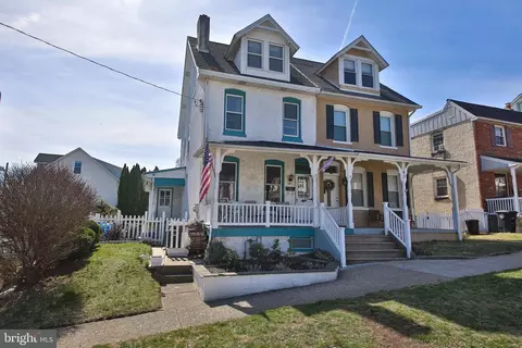 145 E 9th Ave, Conshohocken, PA 19428