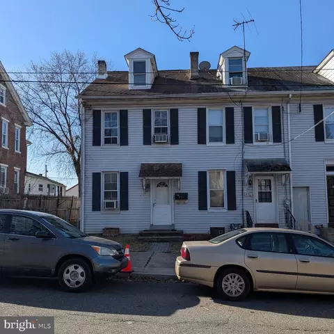 892 Queen St, Pottstown, PA 19464