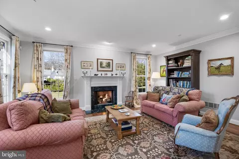 Living - 815 Brower Rd, Wayne, PA 19087 photo 1 of 2