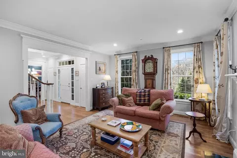 Living - 815 Brower Rd, Wayne, PA 19087 photo 2 of 2