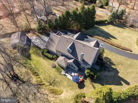 View/Area - 815 Brower Rd, Wayne, PA 19087 photo 4 of 7
