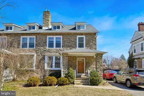 7855 Spring Ave, Elkins Park, PA 19027