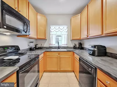 131 E 1st Ave #14, Collegeville, PA 19426