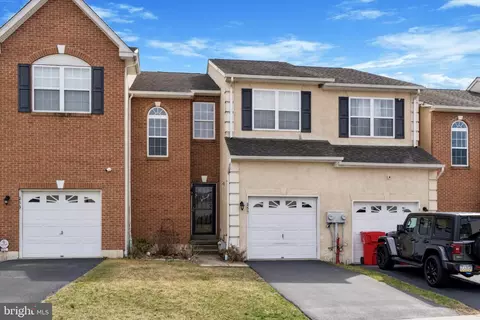 255 Stone Hill Dr, Pottstown, PA 19464
