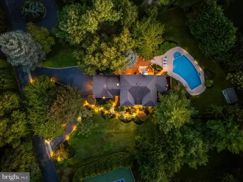 1429 Flat Rock Rd, Penn Valley, PA 19072
