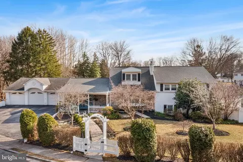 481 Crossfield Rd, King Of Prussia, PA 19406