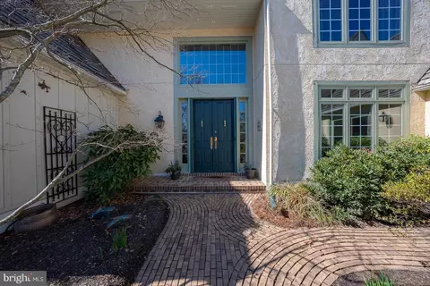 1239 Denbigh Ln, Wayne, PA 19087 photo 2