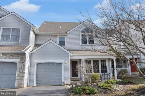 208 Polo Dr, North Wales, PA 19454