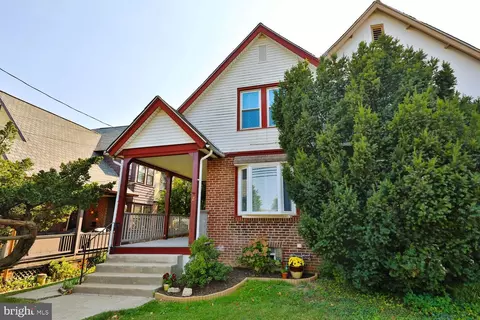 2 Township Line Rd, Jenkintown, PA 19046