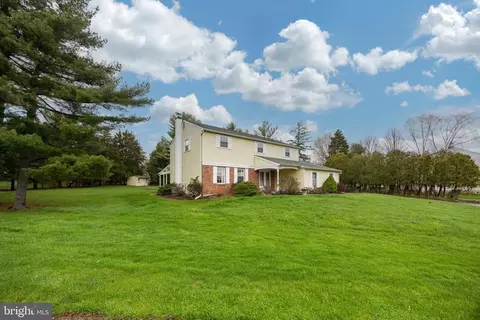 406 Laurel Ln, Eagleville, PA 19403