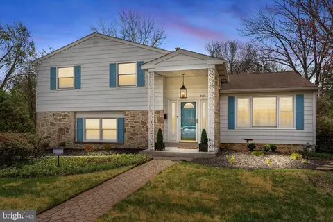 3110 Burn Brae Dr, Dresher, PA 19025