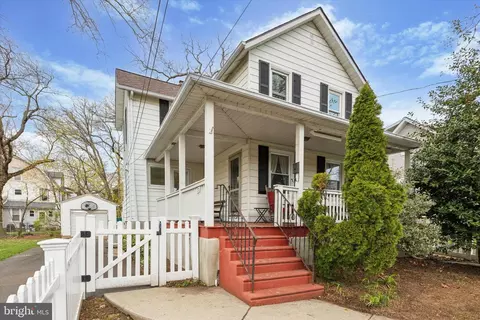 326 Maple Ave, Glenside, PA 19038