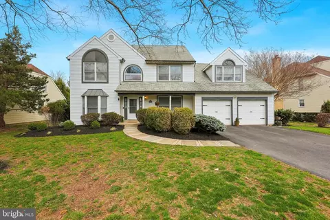 473 S Sweet Gum Ln, Lafayette Hill, PA 19444