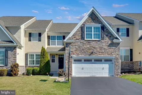 3039 Bainbridge Dr, Lansdale, PA 19446