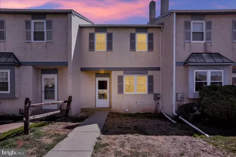 3302 Walnut Ridge Est, Pottstown, PA 19464
