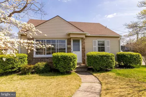 19 W 9th St, Lansdale, PA 19446