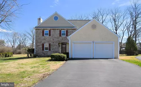 1612 Broadfield Cir, Maple Glen, PA 19002