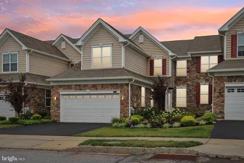 275 Hopewell Dr, Collegeville, PA 19426