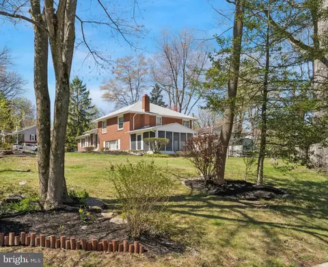 2340 Edgehill Rd, Huntingdon Valley, PA 19006