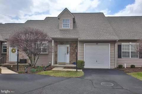 957 Freedom Ct, Lansdale, PA 19446