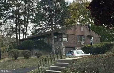 16 Parkview Rd, Cheltenham, PA 19012