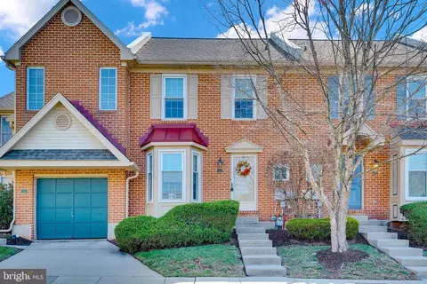 552 Greenwood Ct, Harleysville, PA 19438