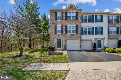 207 Jene Ct, North Wales, PA 19454