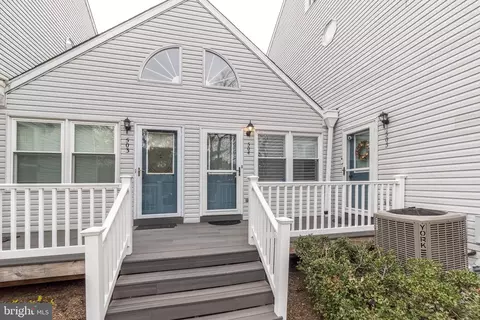 504 Victoria Dr, Montgomeryville, PA 18936