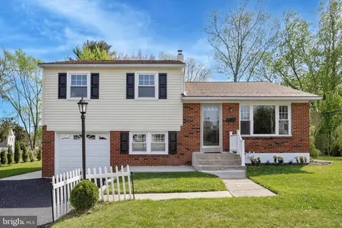 136 Maple Ave, Willow Grove, PA 19090