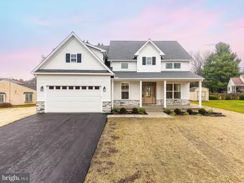 1 E Valley Creek Rd, Plymouth Meeting, PA 19462
