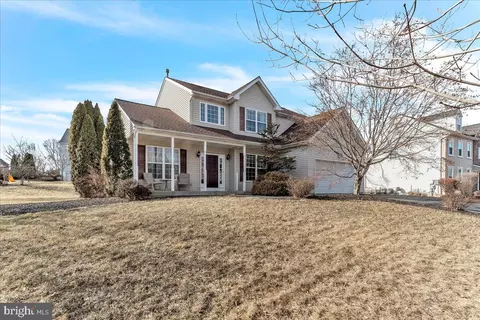 520 Summer Hill Dr, Gilbertsville, PA 19525