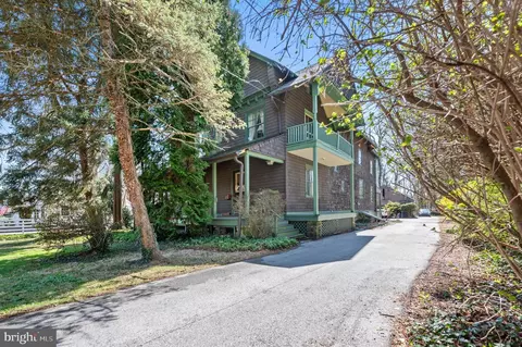 548 W Montgomery Ave, Haverford, PA 19041
