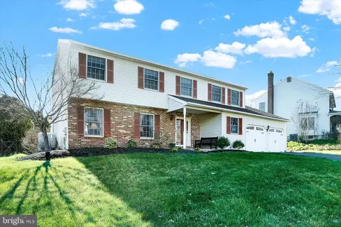 314 Heatherfield Dr, Souderton, PA 18964
