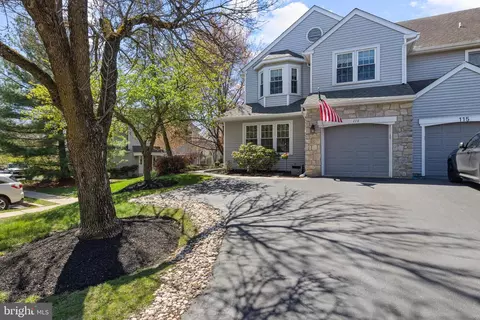 113 Blue Ribbon Dr, North Wales, PA 19454