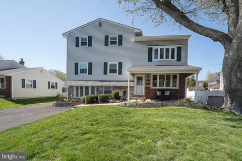 4216 Orangemans Rd, Hatboro, PA 19040