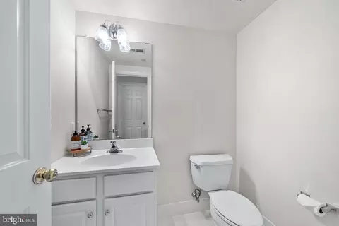 660 Narcisi Ln, Wayne, PA 19087 photo 29
