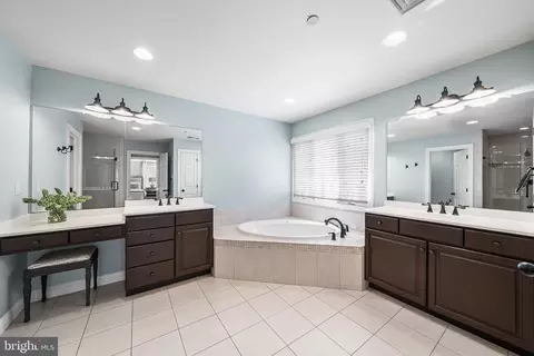 660 Narcisi Ln, Wayne, PA 19087 photo 19