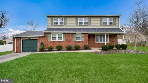 615 Manchester Rd, Norristown, PA 19403