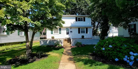 129 N Sylvania Ave, Jenkintown, PA 19046